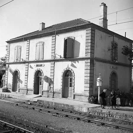 La Gare De Millas Chambres D'Hotes Zewnętrze zdjęcie