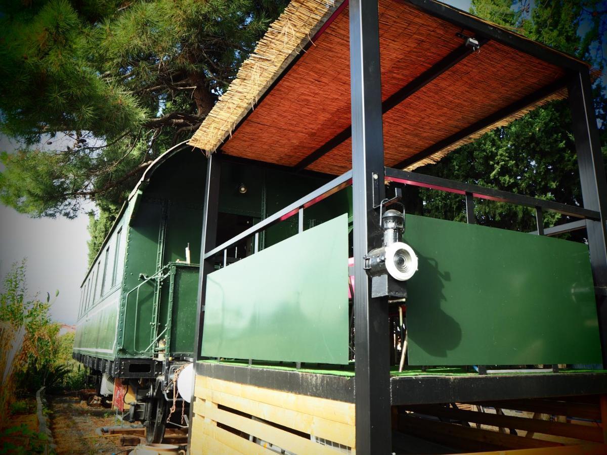 La Gare De Millas Chambres D'Hotes Zewnętrze zdjęcie